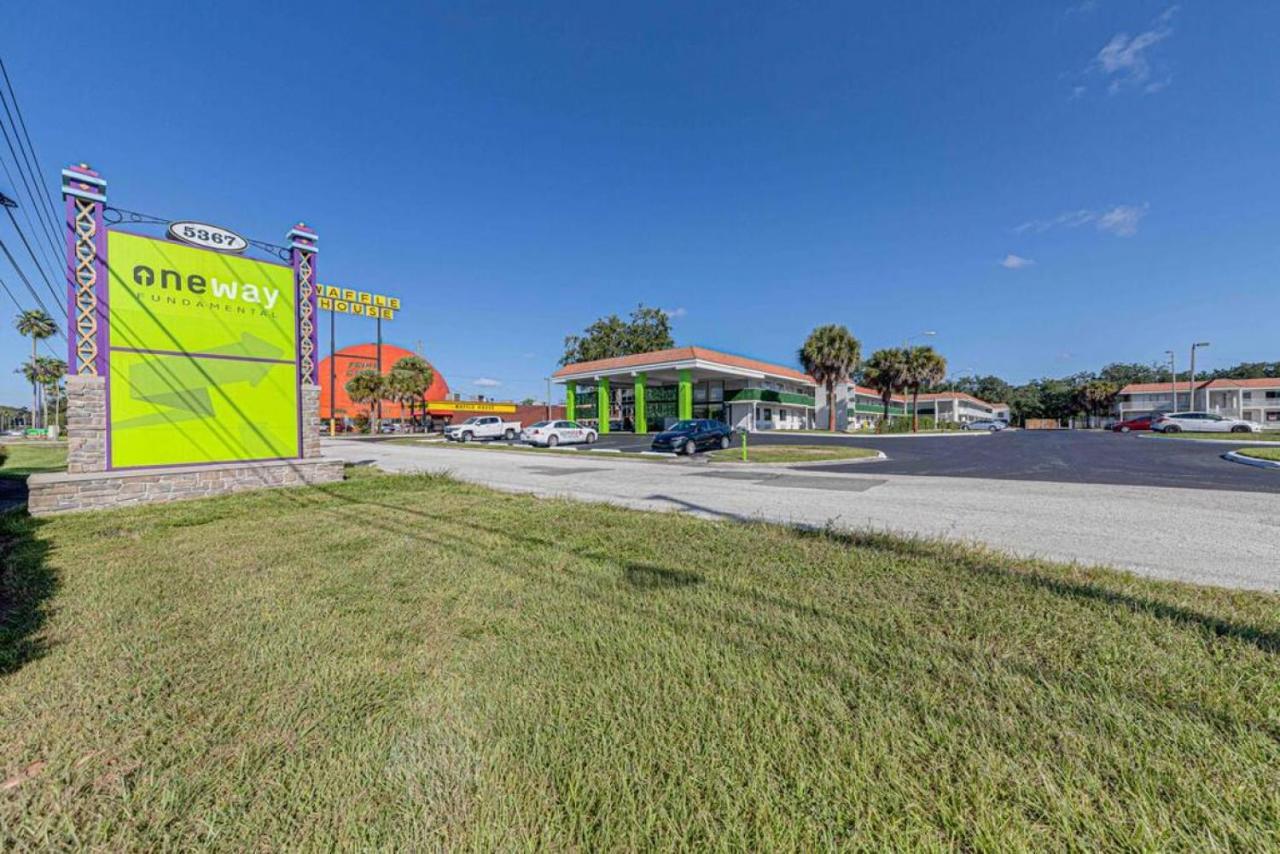 Travel Lodge By Wyndham 10 Min From Disney Kissimmee Exterior photo